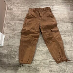 Old navy women’s carmel Cargo Pants